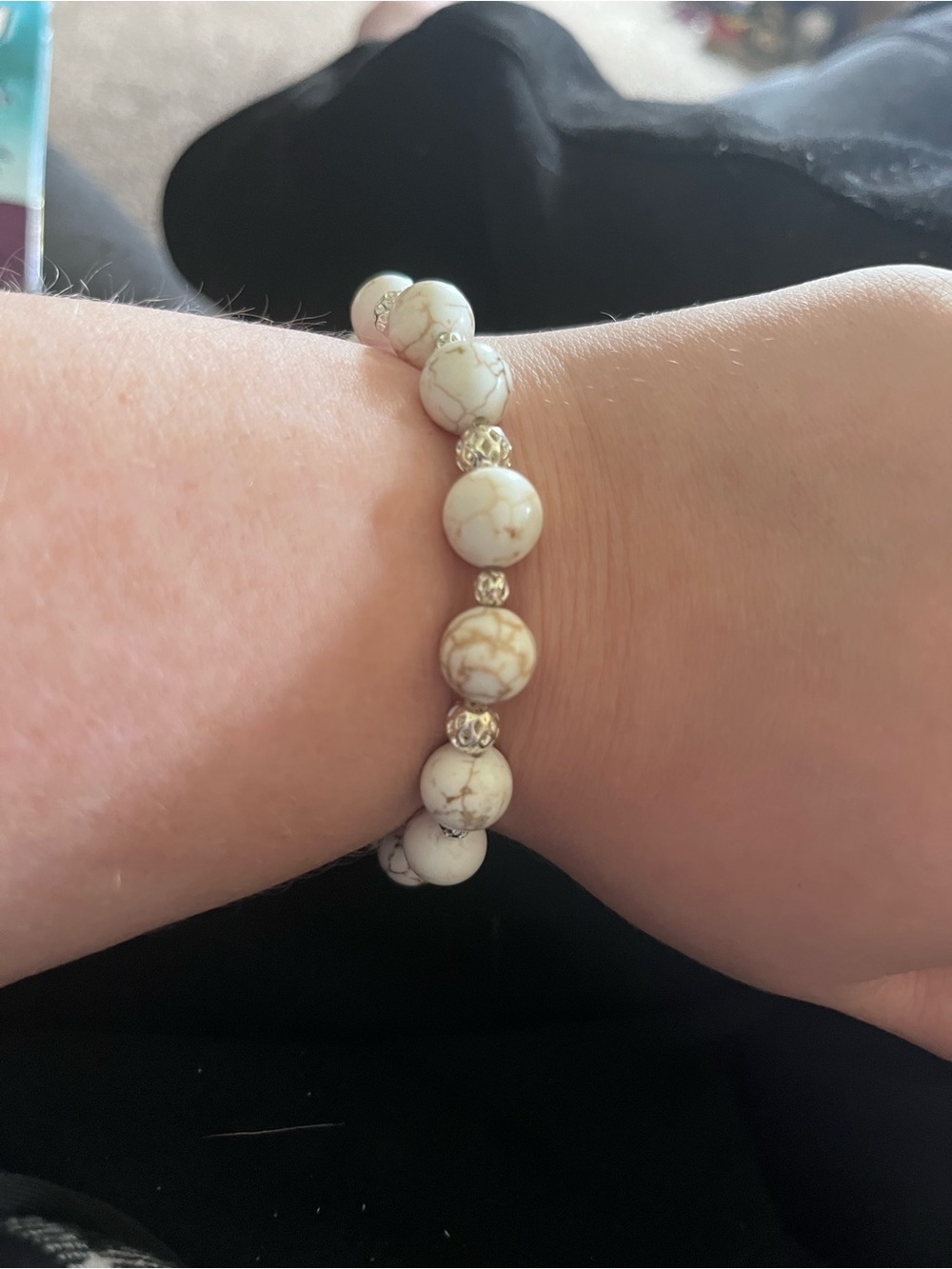 White Howlite Beaded Bracelet - Handmade